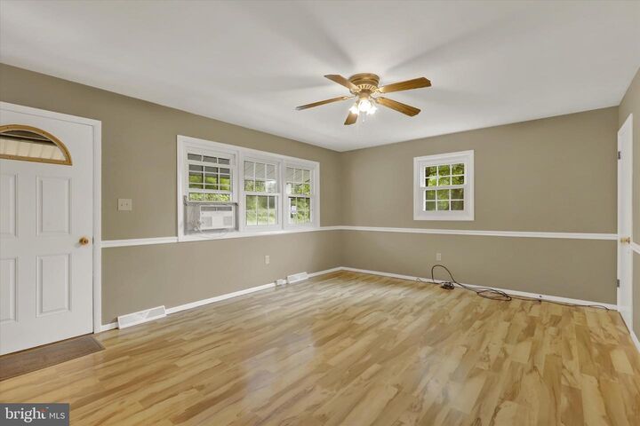 Property Photo:  2441 River Road  PA 17057 