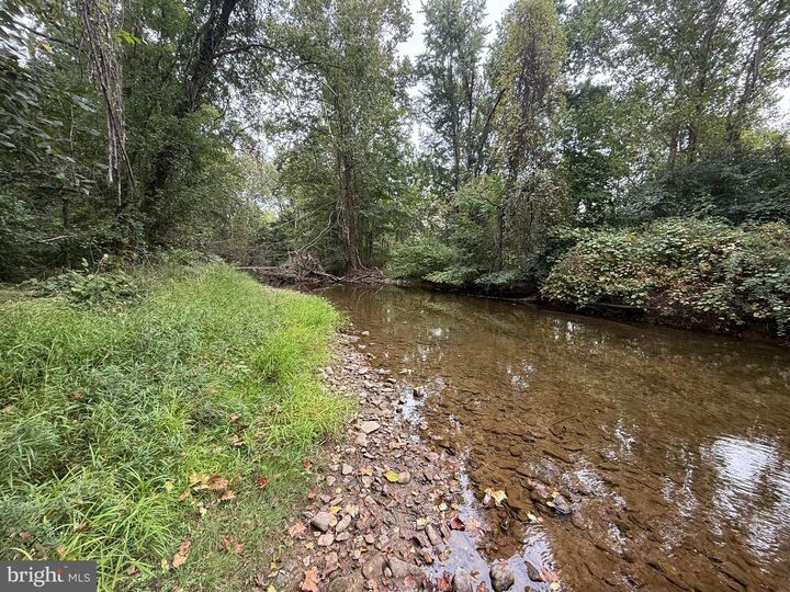 Property Photo:  610 Woodland Avenue  PA 17065