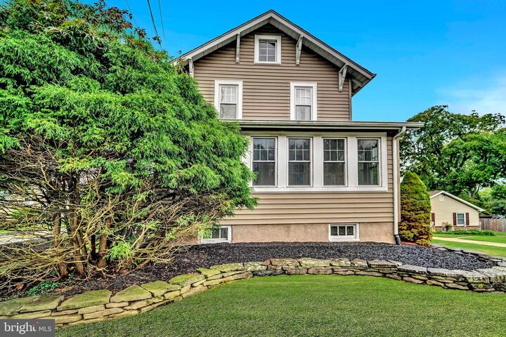 Property Photo:  19 Graf Avenue  NJ 08648 