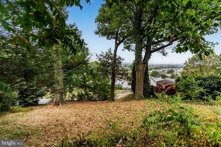 Property Photo:  316 Old Fort Road  PA 17043 