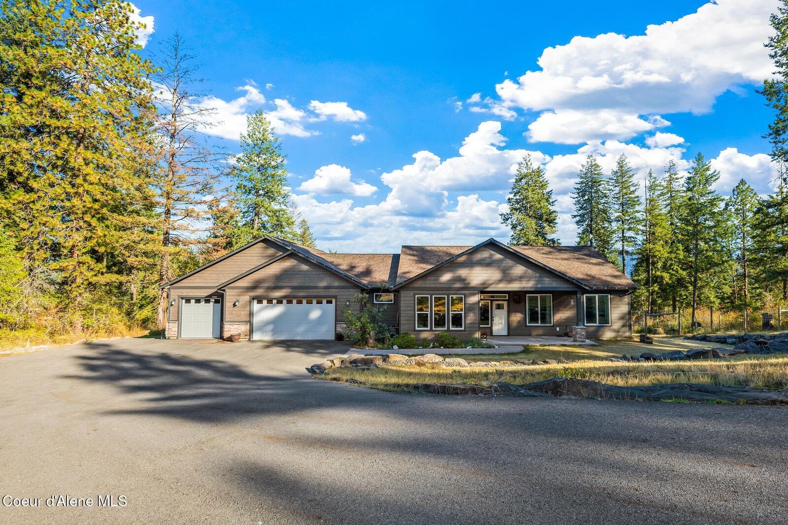 Property Photo: 37511 E Hayden Lake Rd ID 83835