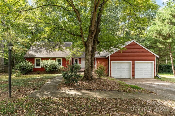 12114 Rock Canyon Drive  Charlotte NC 28226 photo