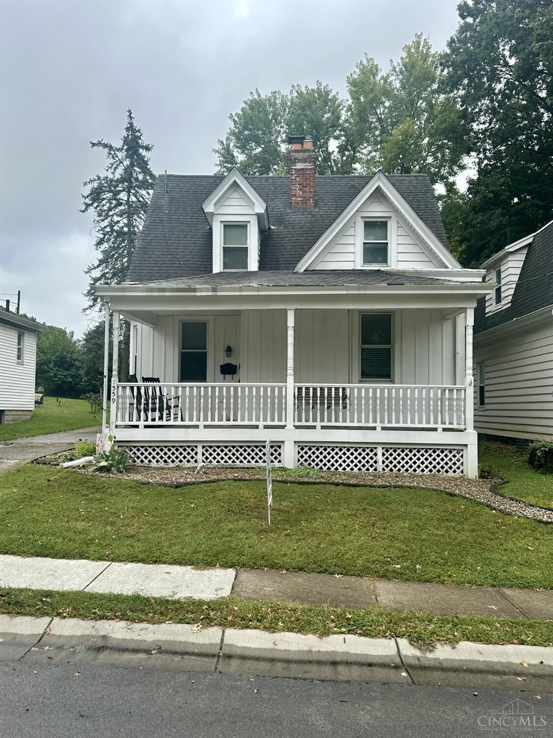 Property Photo:  1559 Adams Road  OH 45231 