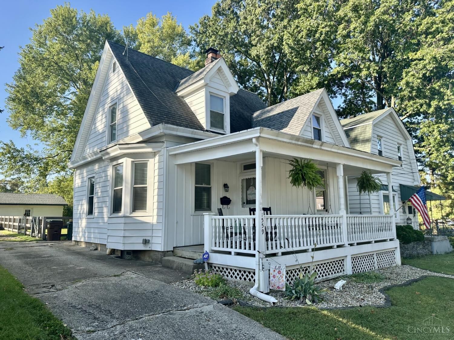 Property Photo:  1559 Adams Road  OH 45231 