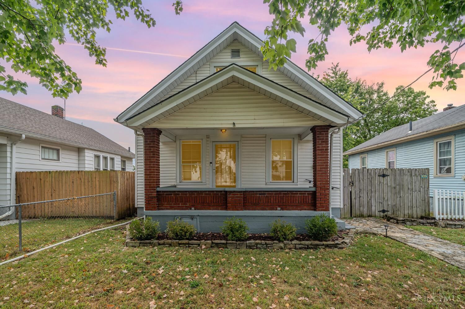Property Photo:  921 Weller Avenue  OH 45015 