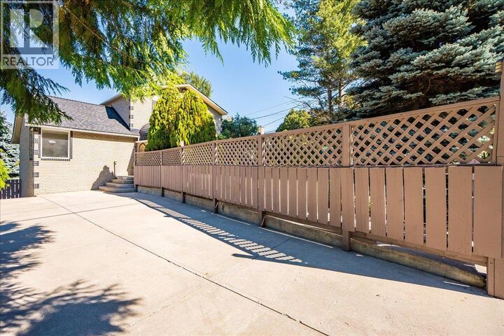 Property Photo: 821 Gordon Street BC V1L 3L8