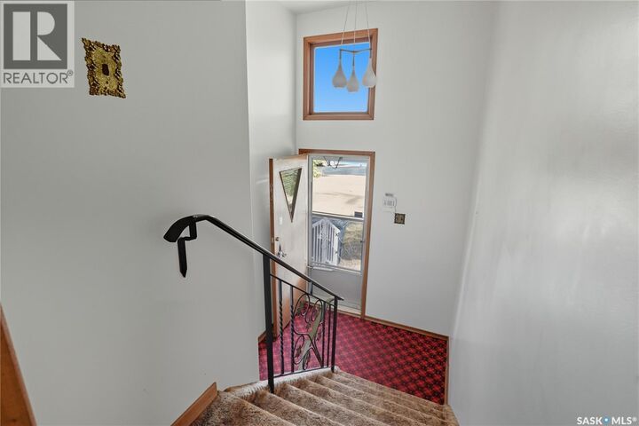 Property Photo:  5 Hamilton Place  SK S7L 3N3 