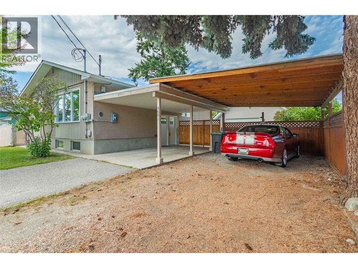Property Photo:  460 Perry Road  BC V1X 1H8 