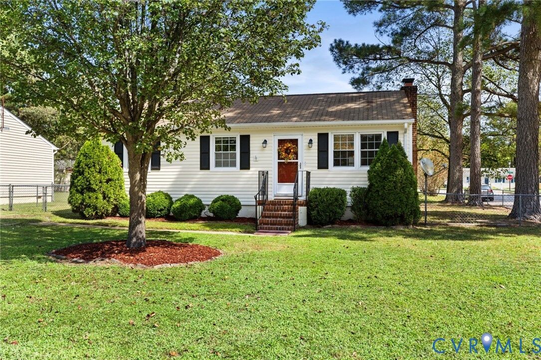 Property Photo:  393 Red Oak Drive  VA 23860 