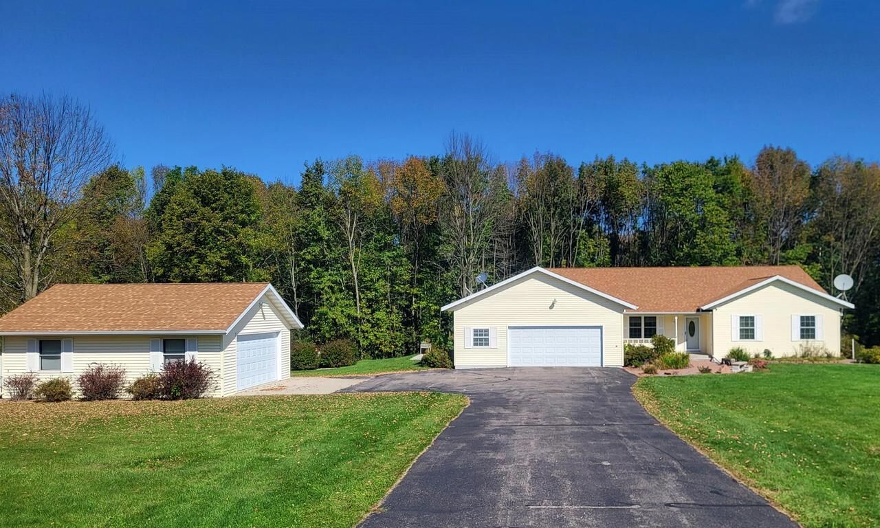Property Photo:  10020 Bluff Drive  WI 54466 
