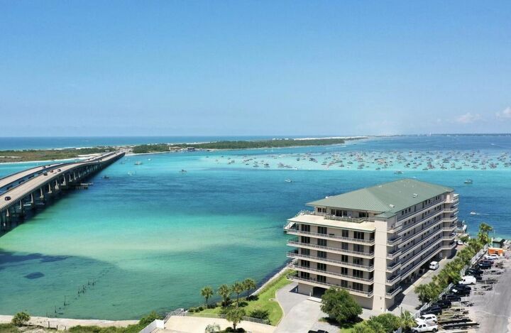 Property Photo:  5 Calhoun Avenue 407  FL 32541 