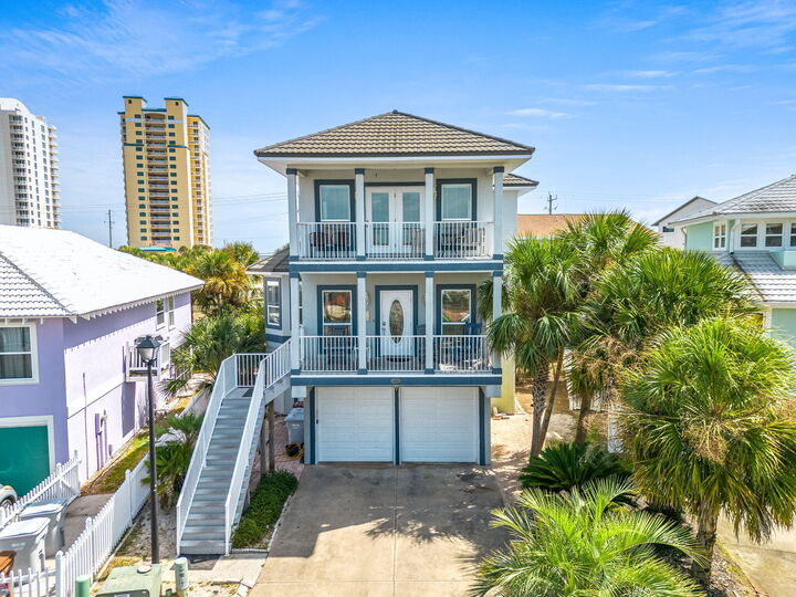 Property Photo: 1464 Sonata Court FL 32566