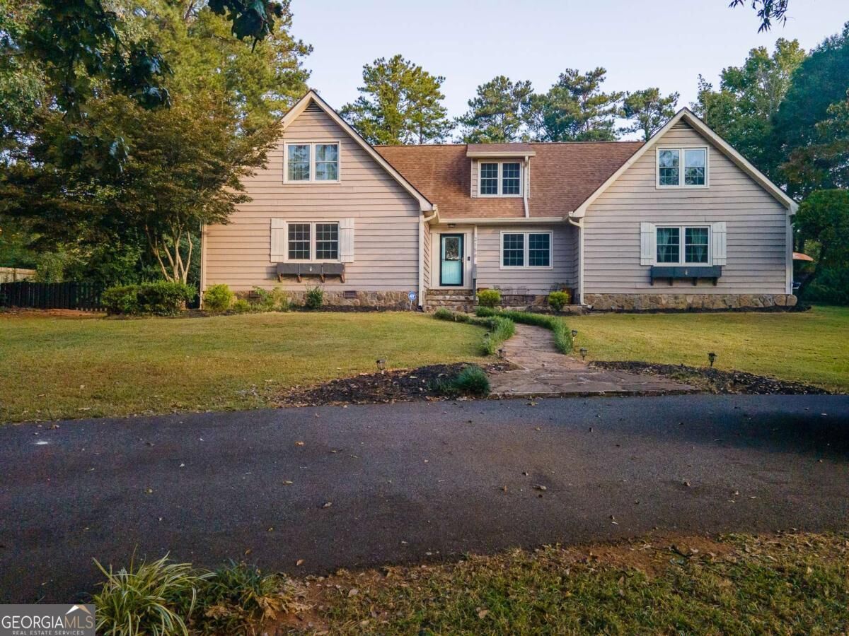 Property Photo:  2158 Weybridge Drive  GA 30236 