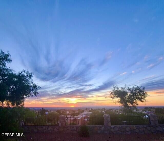 Property Photo: 829 Dulce Tierra Drive TX 79912
