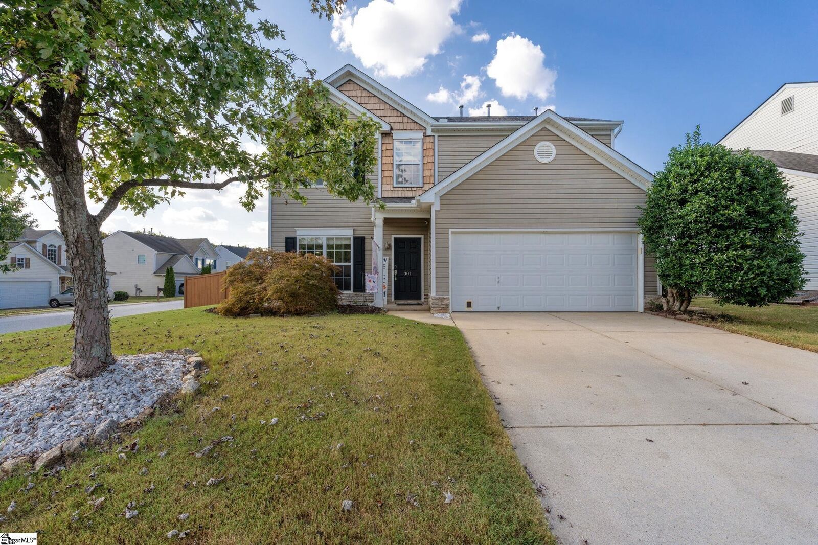 Property Photo: 301 Blant Court SC 29681