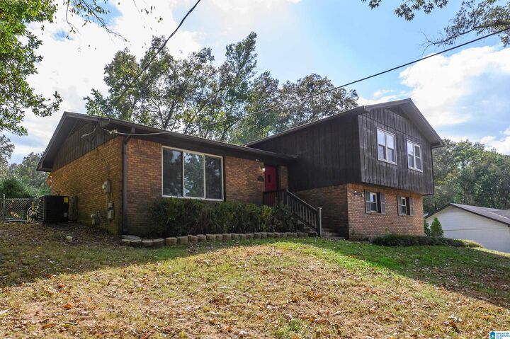 Property Photo: 1807 Apache Way AL 35007
