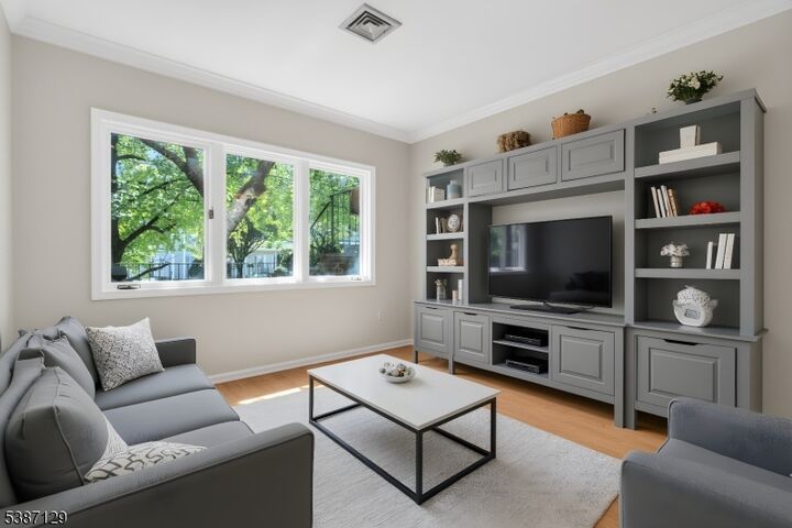 Property Photo:  50 Ridgedale Ave  NJ 07960 