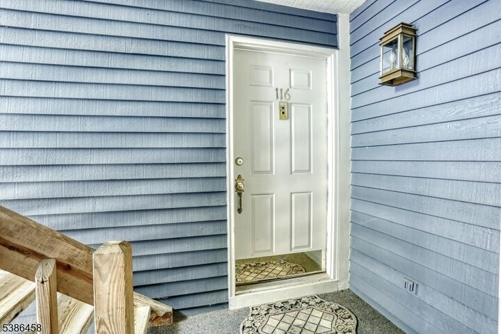 Property Photo:  116 Surrey Ct  NJ 07446 