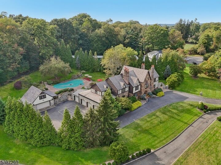 Property Photo: 14 Jenna Court NJ 07076