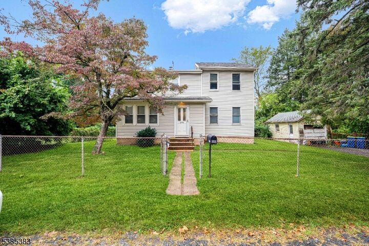 208 Sanders Ave  Franklin Twp. NJ 08873 photo