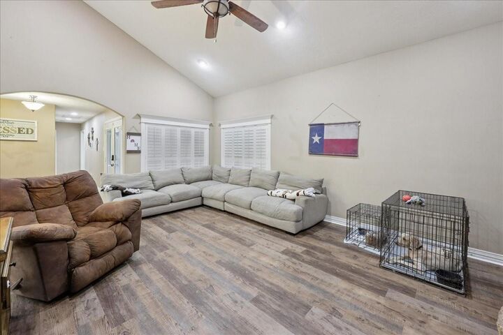 Property Photo: 214 Fernwood Street TX 77611