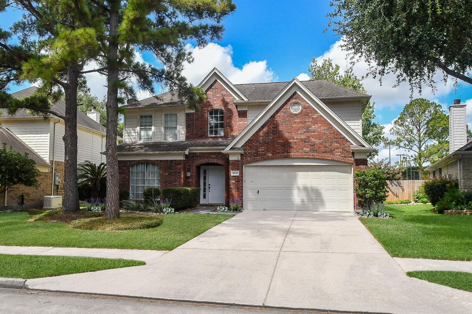 Property Photo:  9219 Chester Park Drive  TX 77064