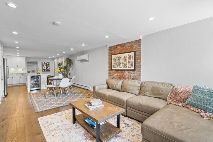Property Photo:  331 Varick St 1  NJ 07302