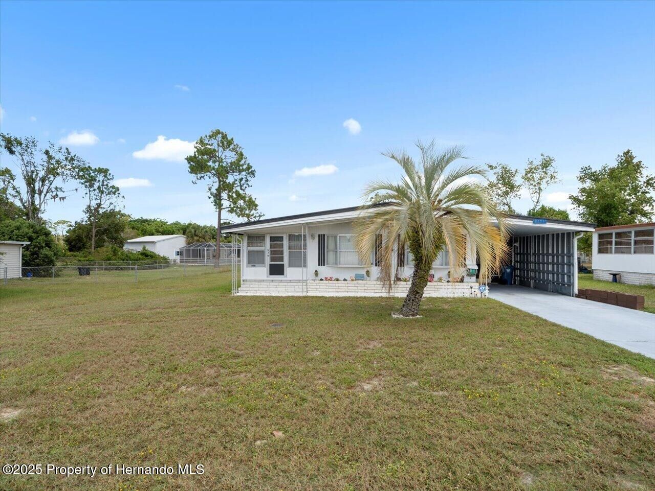 Property Photo:  8221 Highpoint Boulevard  FL 34613 