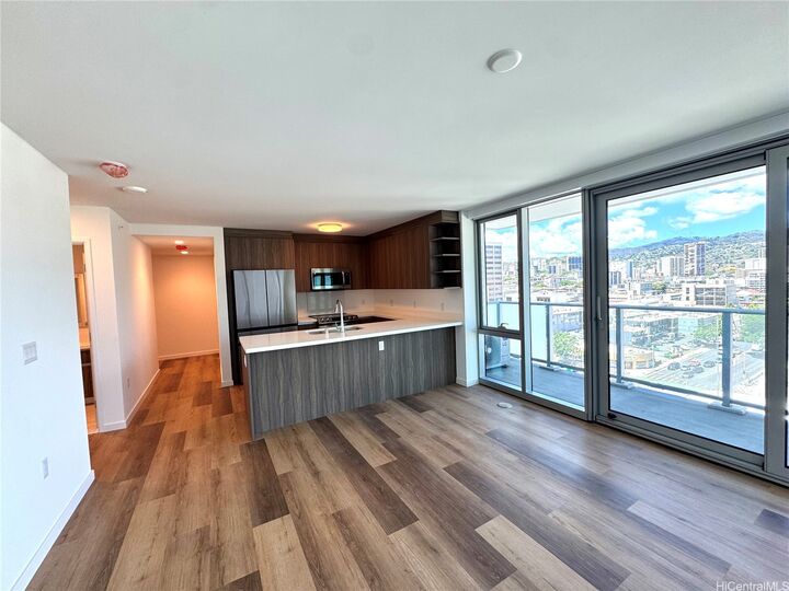 1515 Liona Street 1211  Honolulu HI 96814 photo
