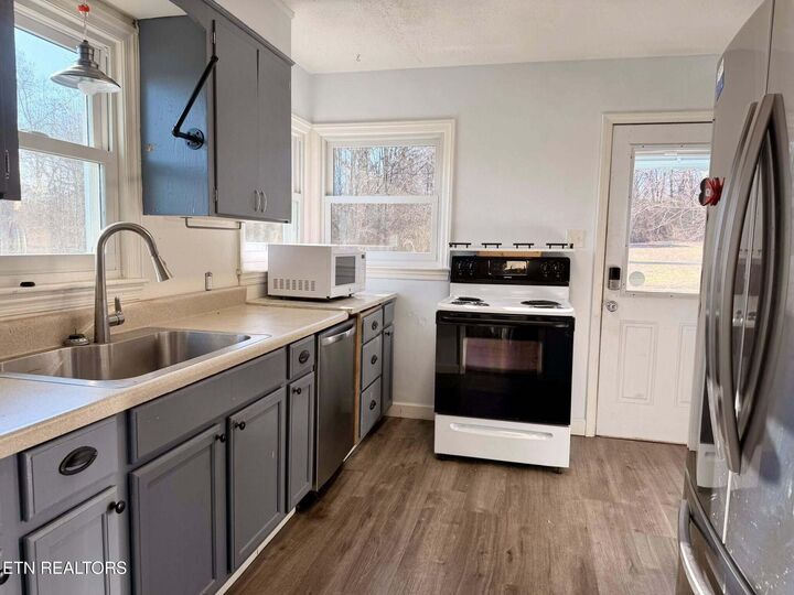 Property Photo: 208 Scott Lane TN 37763