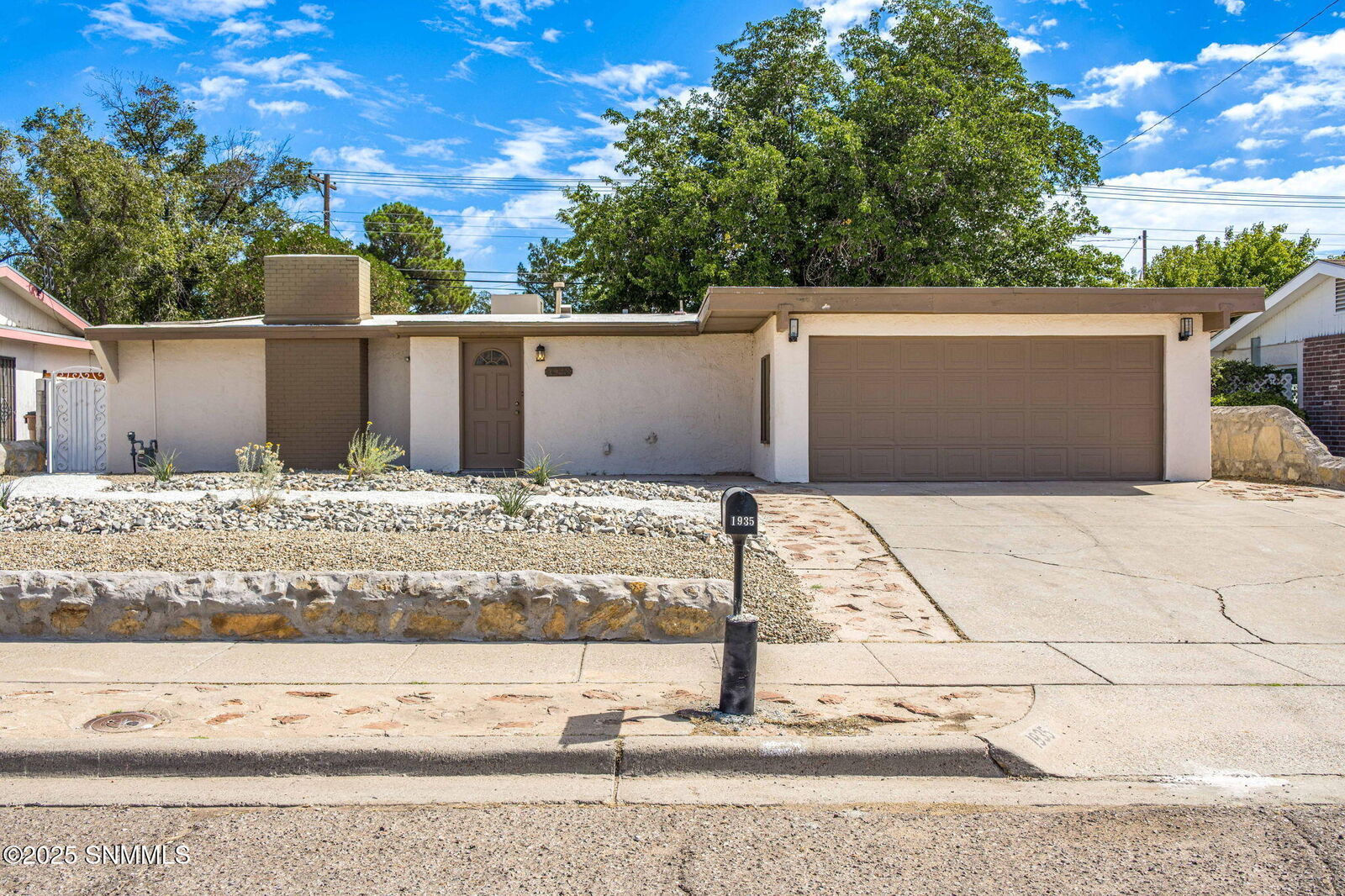 Property Photo:  1935 Thomas Drive  NM 88001 