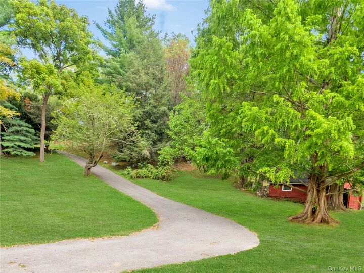 Property Photo:  290 Bedford Banksville Road  NY 10506 