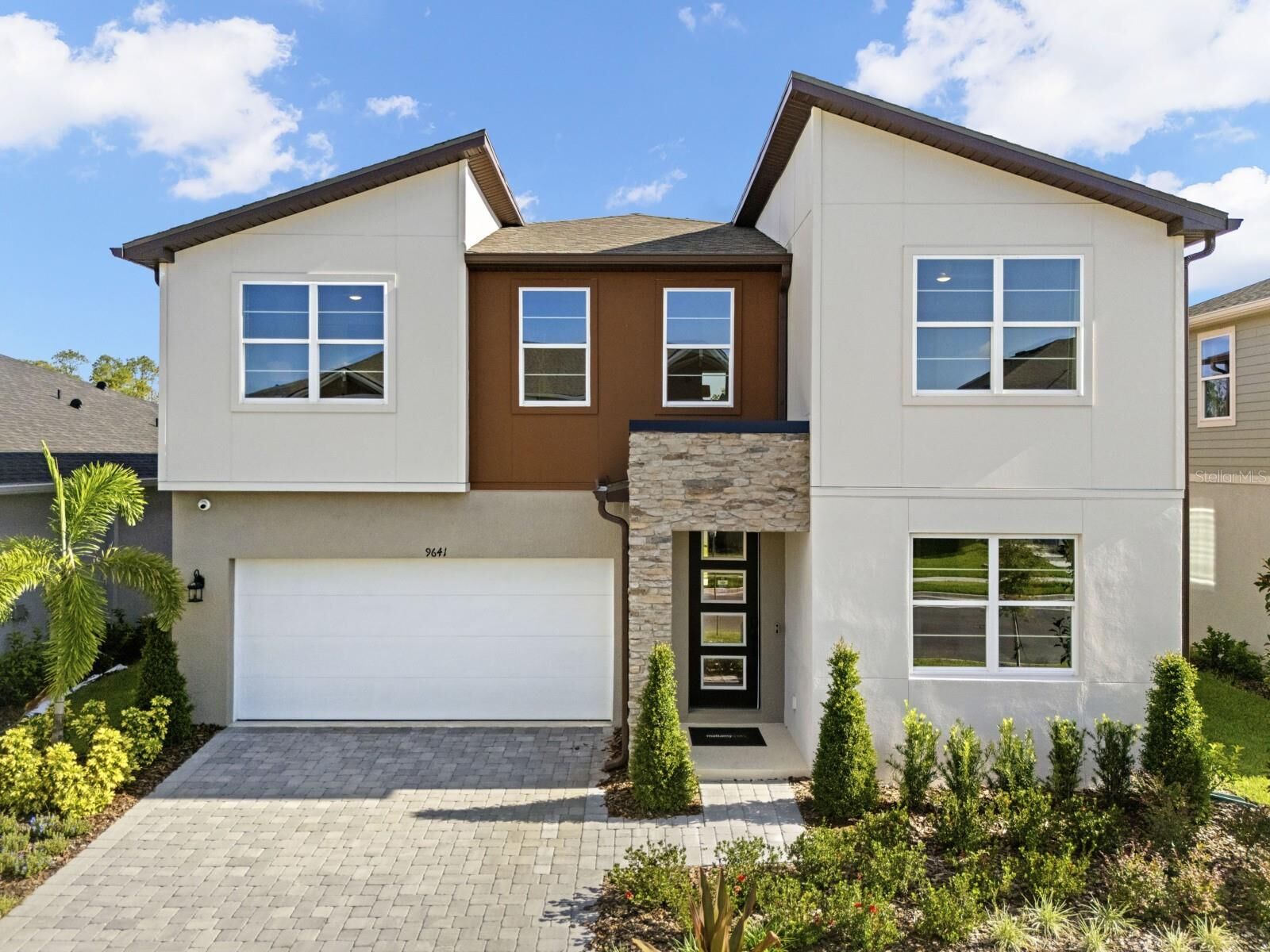 Property Photo:  10132 Milestone Circle  FL 32832 