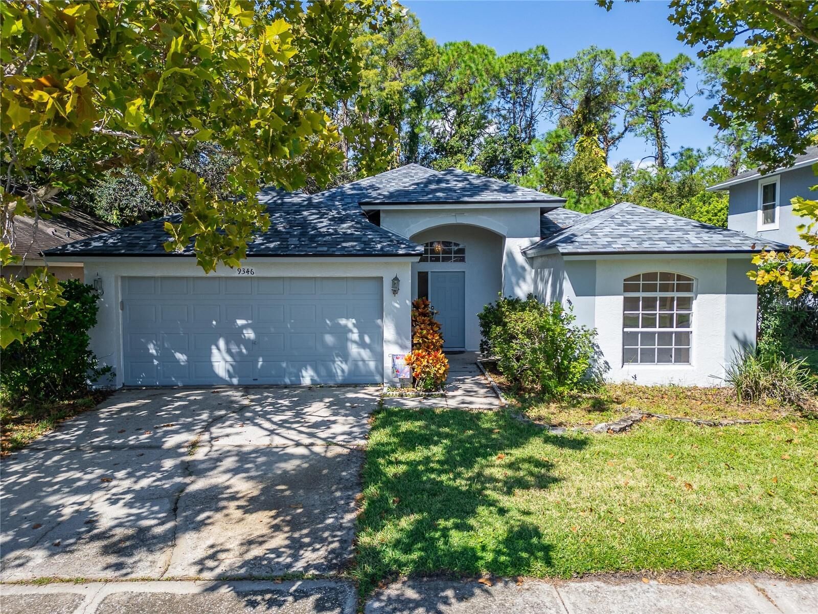 Property Photo: 9346 Pontiac Drive FL 33626