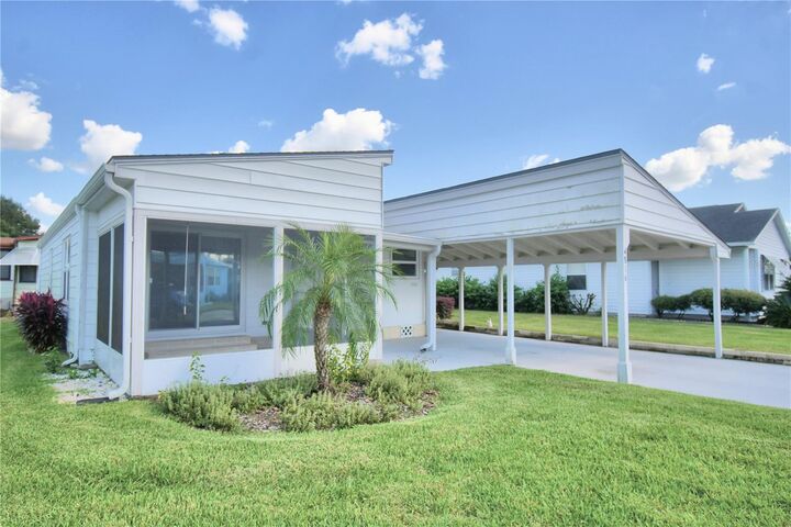 Property Photo:  4816 Goldenview Lane  FL 33811 