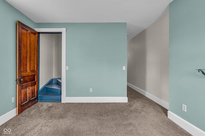 Property Photo:  1405 Marlowe Avenue  IN 46201 
