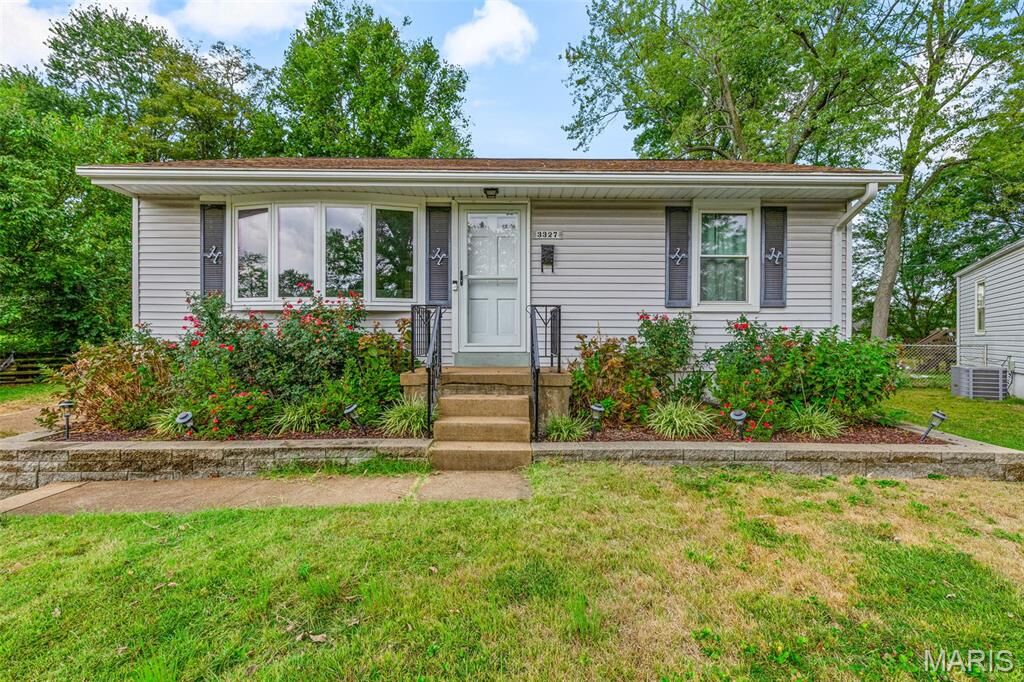 Property Photo:  3327 Krem Court  MO 63074 