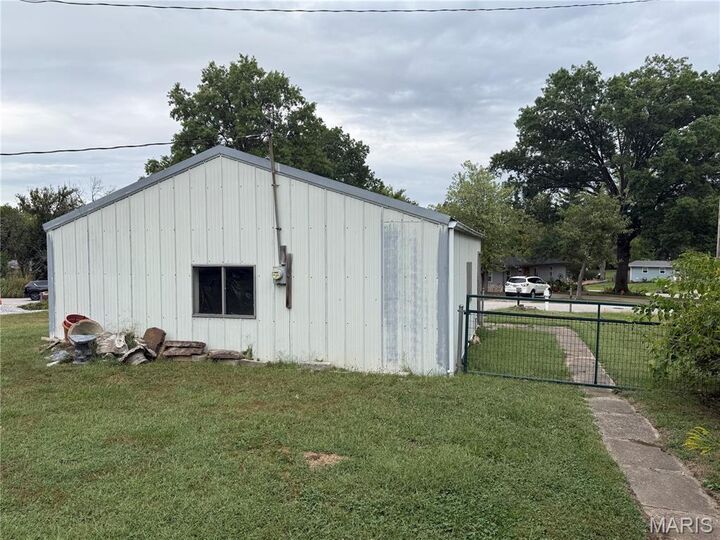 Property Photo: 279 Oakborough Drive MO 63367