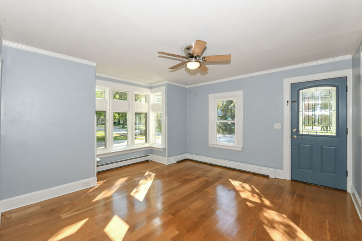 Property Photo:  402 W Walworth St  WI 53121 