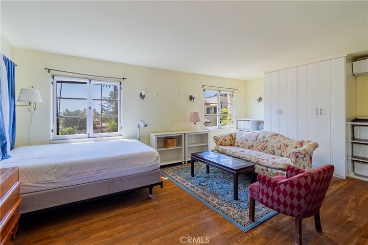 Property Photo:  1689 E Altadena Drive  CA 91001 