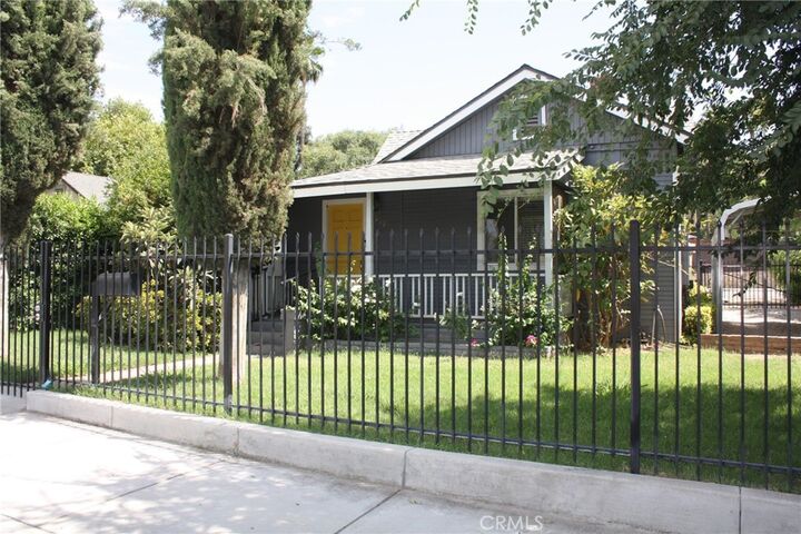 Property Photo: 507 W State Street CA 92373