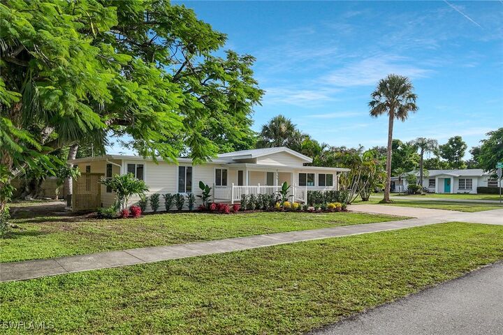 Property Photo: 1755 Oakley Avenue FL 33901