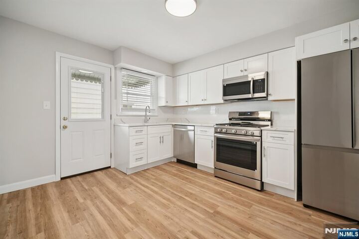 Property Photo:  80 Phillips Avenue  NJ 07606 