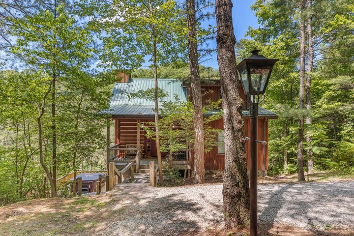 Property Photo:  498 Lakeside Drive  KY 41365 
