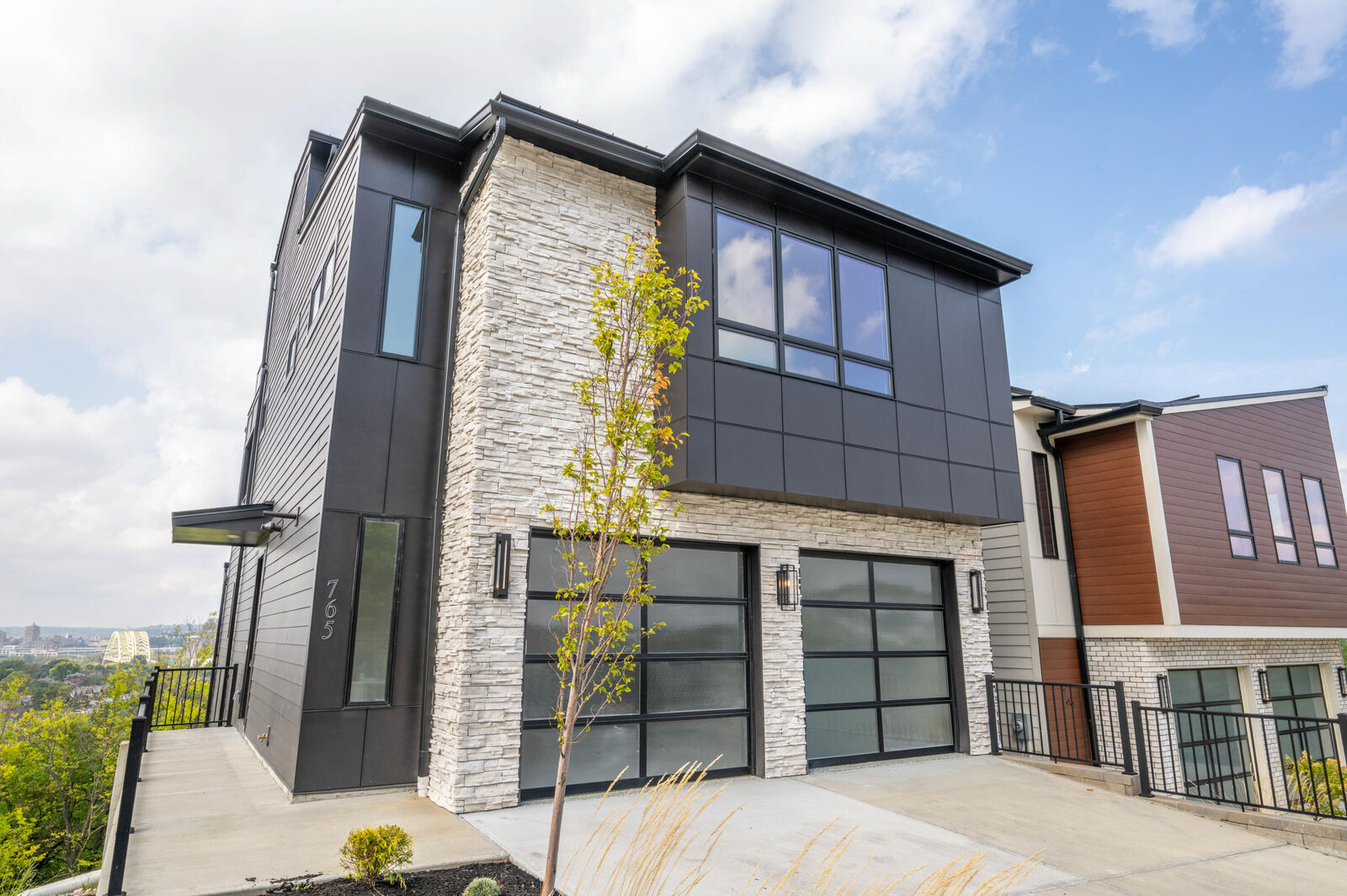 Property Photo:  765 E 11 Street  KY 41071 