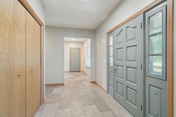 Property Photo:  3551 Wisconsin Avenue N  MN 55427 