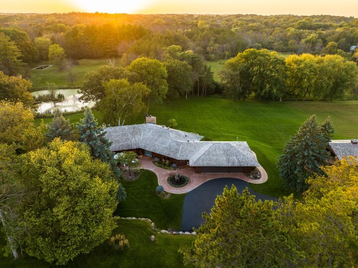 Property Photo:  505 Willow Drive S  MN 55356 