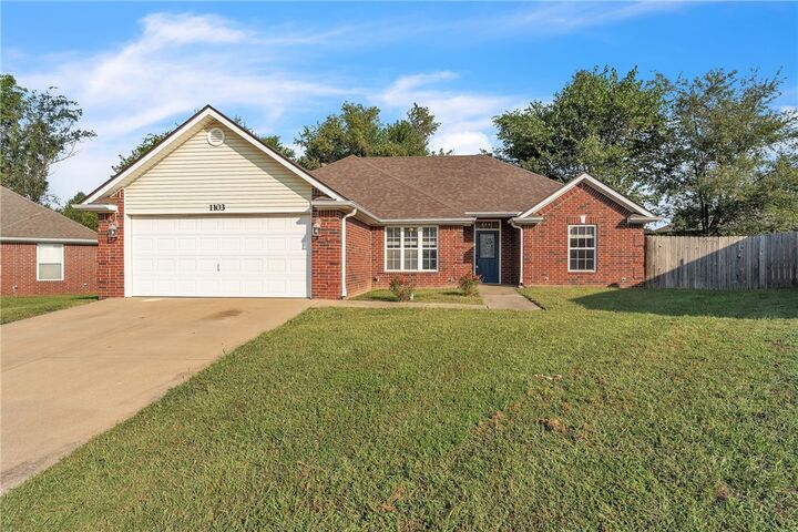 1103 E Ken Leach  Siloam Springs AR 72761 photo