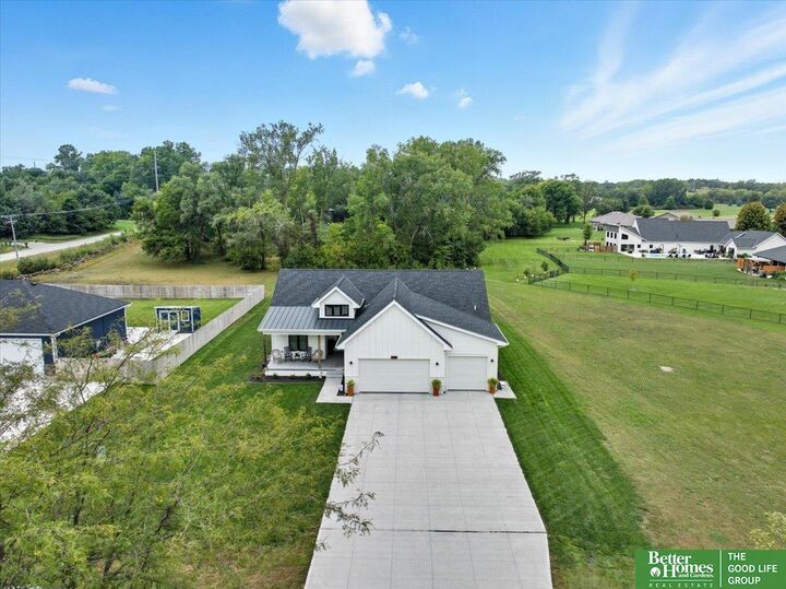 Property Photo:  2493 Buccaneer Boulevard  NE 68048 