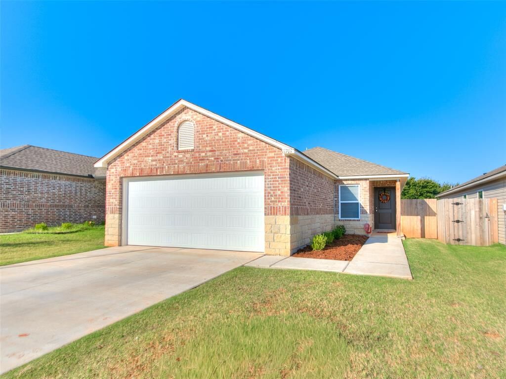 Property Photo: 11701 Annette Drive OK 73099
